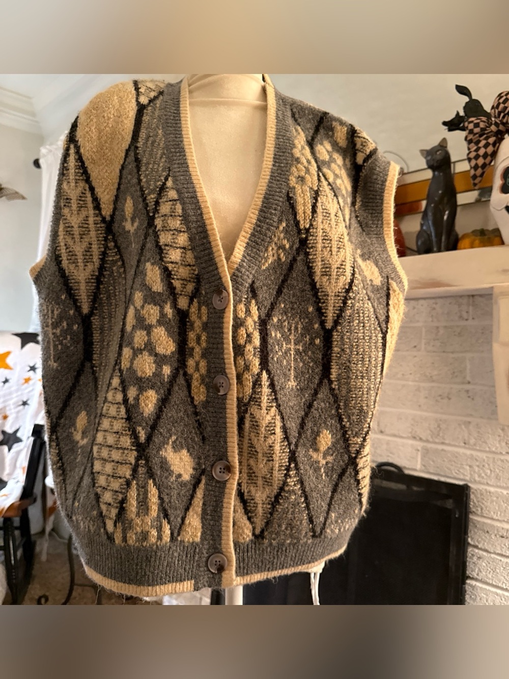 Urban Revivo Cardigan Womens m 6 sweater Sweater Button-Up black cream gold